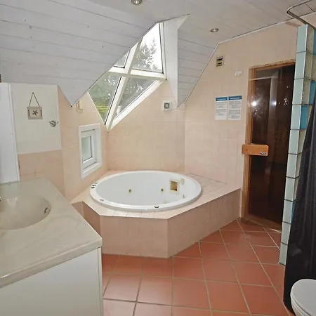 Holiday With Sauna 292 בית נופש